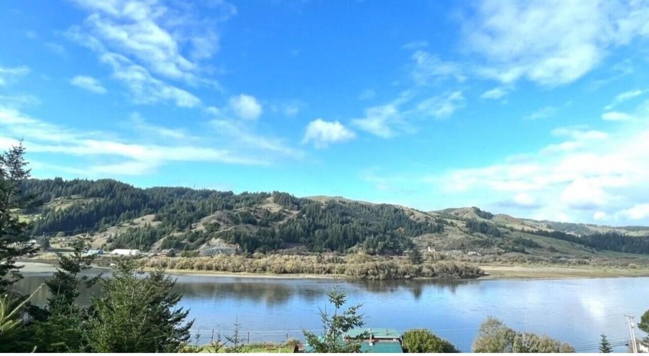 Rogue River Landing Resort Gold Beach Exterior foto